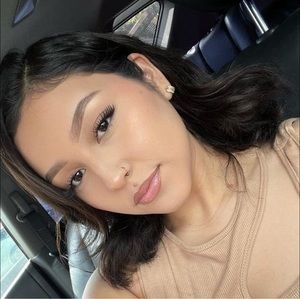 Meet your Posher, Reyna